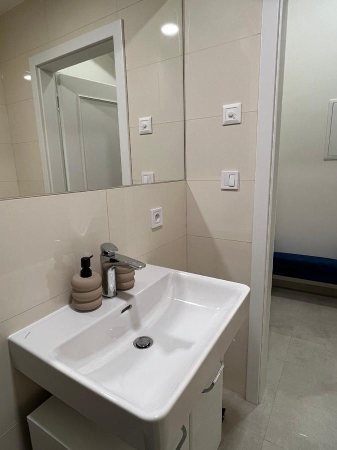New Apartments Chain Florenc Πράγα Εξωτερικό φωτογραφία