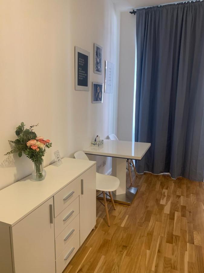 New Apartments Chain Florenc Πράγα Εξωτερικό φωτογραφία